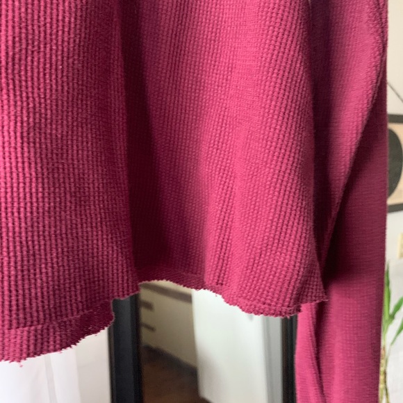 PINK Maroon Oversized Crop Top Thermal - Picture 4 of 6